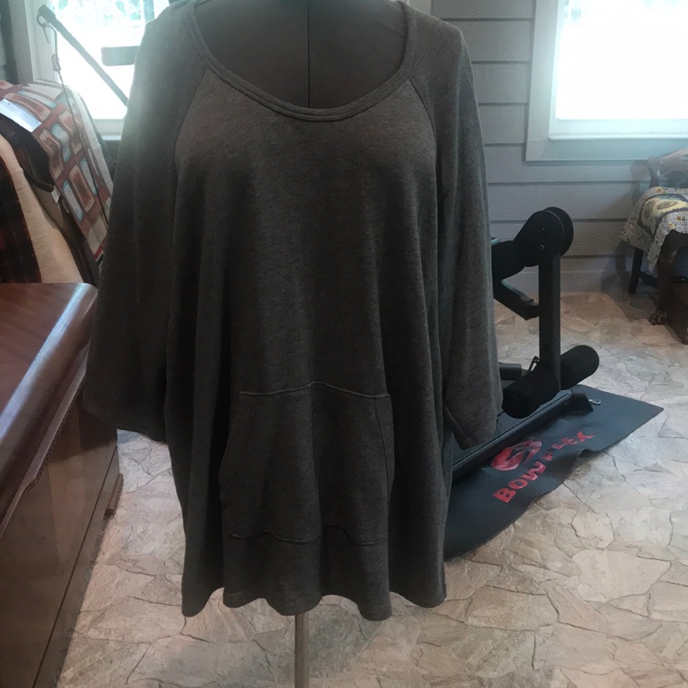 Sonoma Gray Top with Pockets Size 3X
